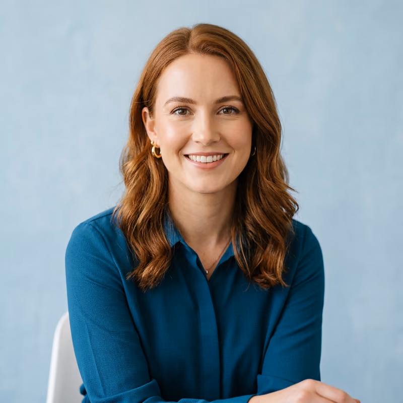 Amelia Wright, Personal finance writer
